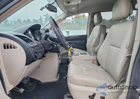 2016 Chrysler Town & Country Touring from USA, damaged, VIN 2C4RC1BG0GR121495